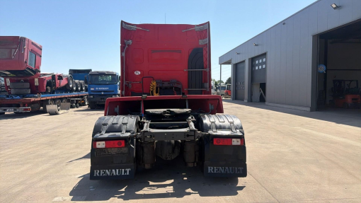 Renault--Premium 460 DXI