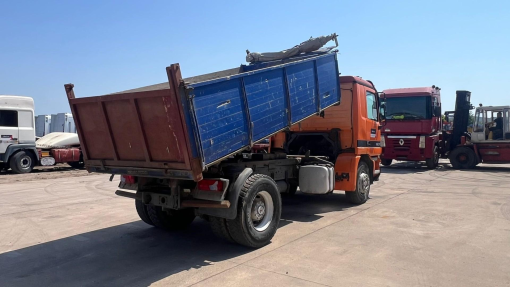 Mercedes-Benz--Actros 1831