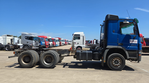 Mercedes-Benz--Actros 2641
