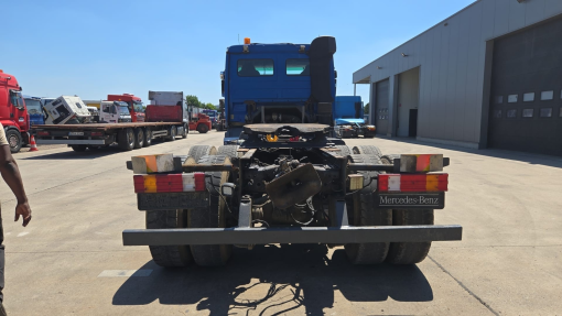 Mercedes-Benz--Actros 2641