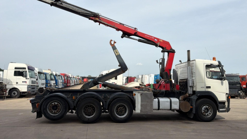 Volvo--FM 400