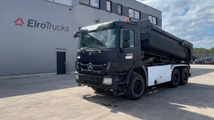 Mercedes-Benz--Actros 3344