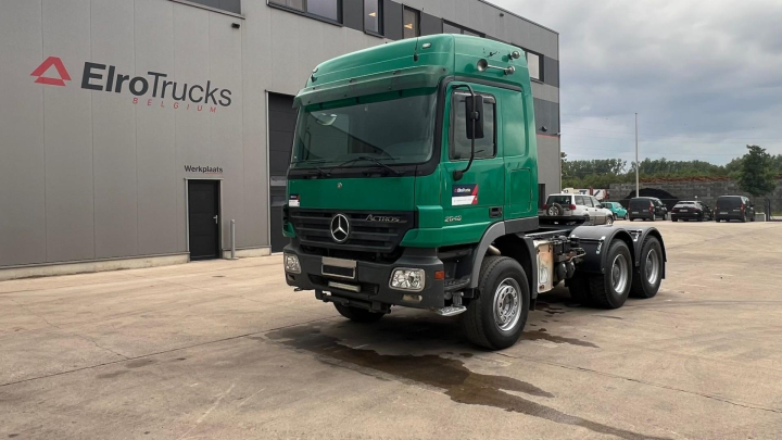 Mercedes-Benz--Actros 2646