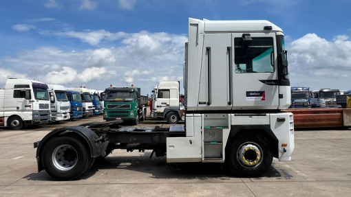 Renault--AE 440 Magnum E-tech