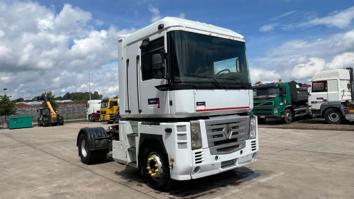 Renault--AE 440 Magnum E-tech