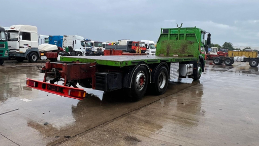 Iveco--Eurotrakker 260 E 43