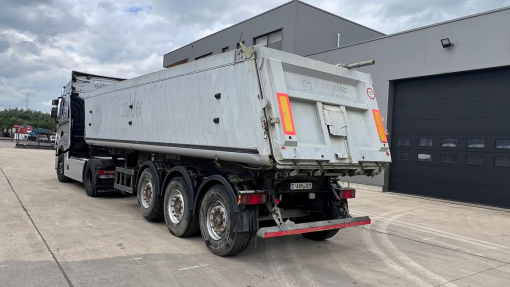 Schmitz Cargobull--S01