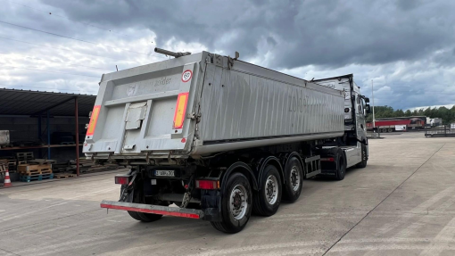 Schmitz Cargobull--S01