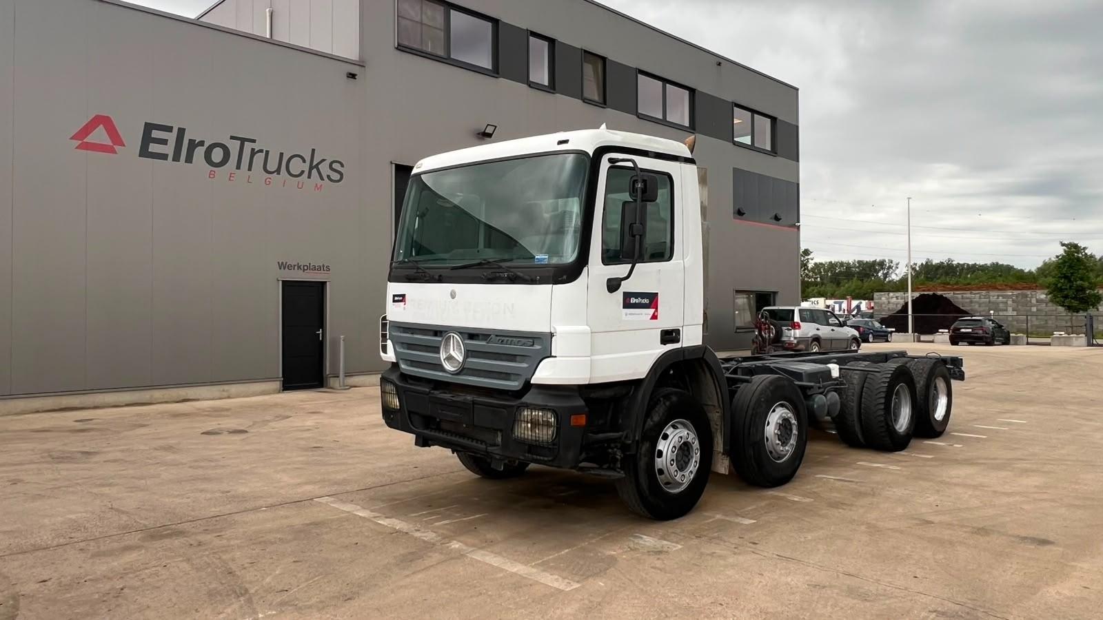 Mercedes-Benz--Actros 3236