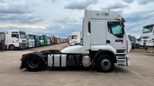 Renault--Premium 460 DXI