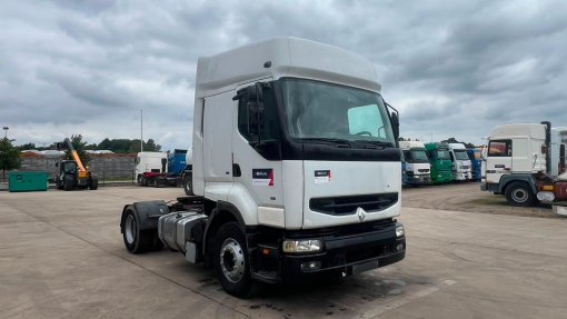 Renault--Premium 400