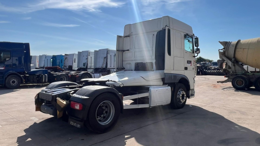 DAF--XF 460