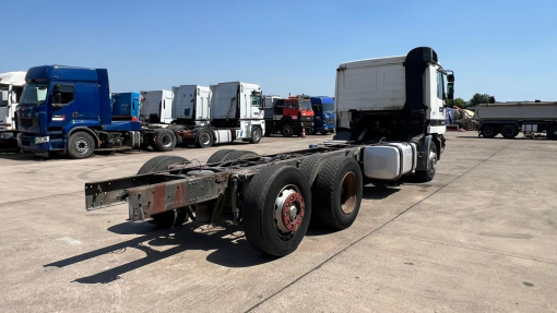 Mercedes-Benz--ACTROS 2535