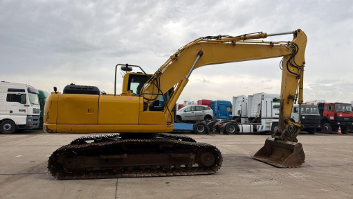 Komatsu--215LC-1