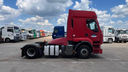 Renault--Premium 450 DXI