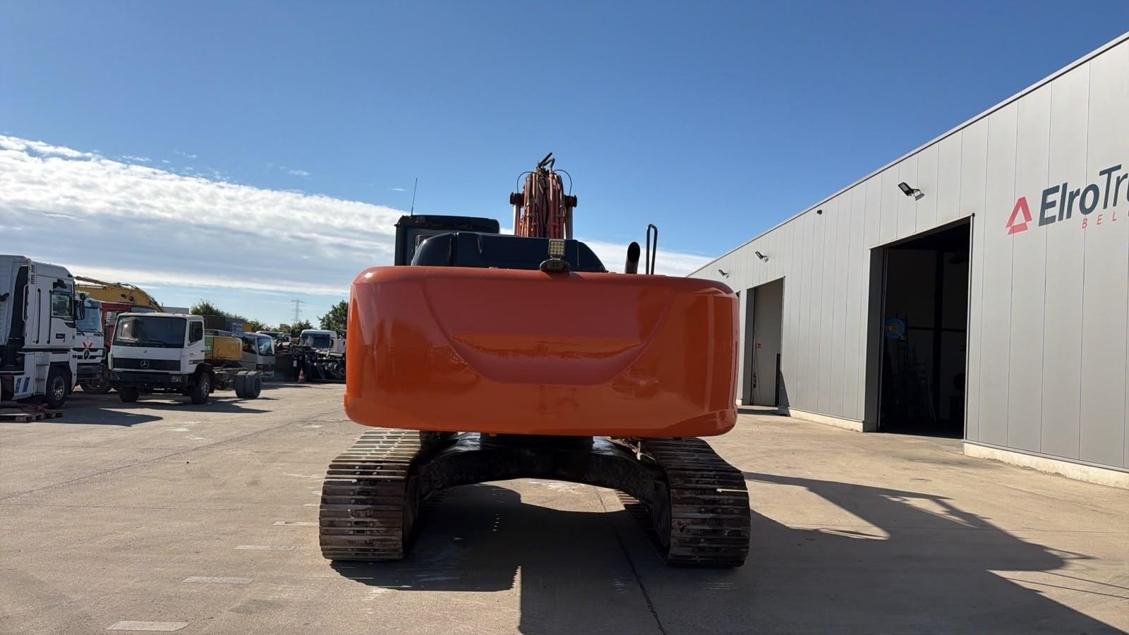 Hitachi ZX250LCH-5A