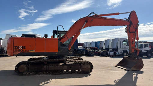 Hitachi--ZX250LCH-5A