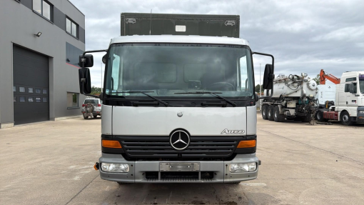 Mercedes-Benz--Atego 815