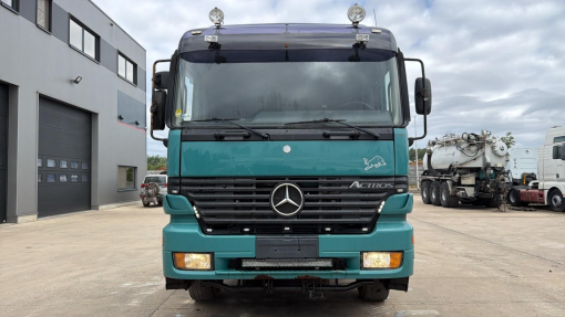 Mercedes-Benz--Actros 2540