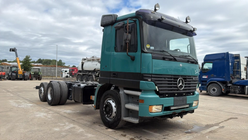 Mercedes-Benz--Actros 2540