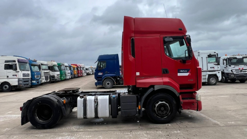 Renault--Premium 450 DXI