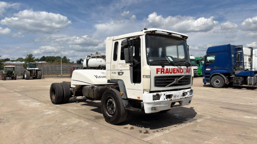 Volvo--FL 250