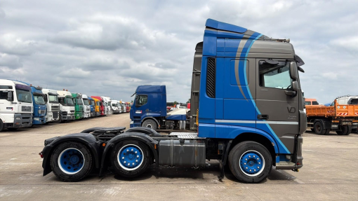 DAF--XF 460