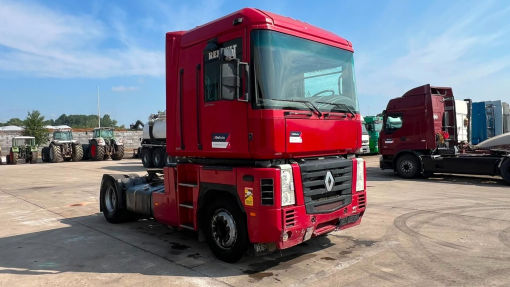 Renault--AE 440 Magnum E-tech