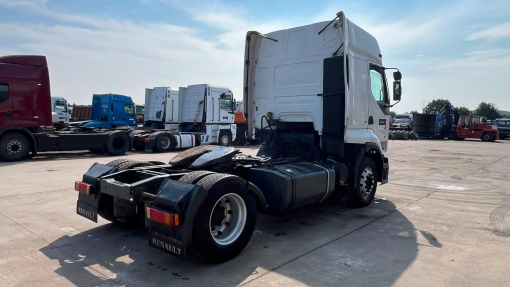 Renault--Premium 400