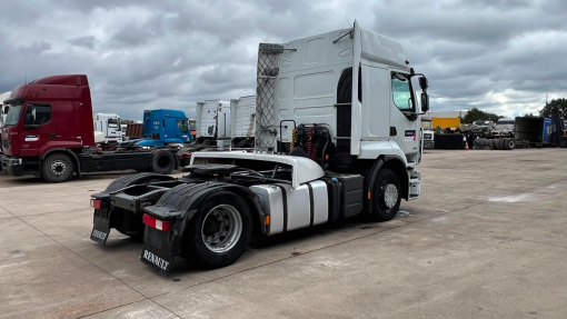 Renault--Premium 460 DXI