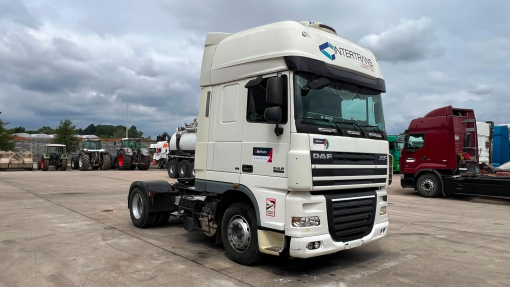 DAF--105 XF 460