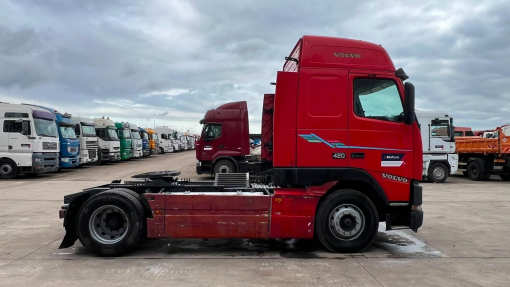 Volvo--FH 12.420