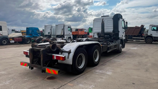 Mercedes-Benz--Actros 2641