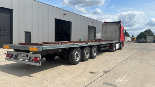 Schmitz Cargobull--S01
