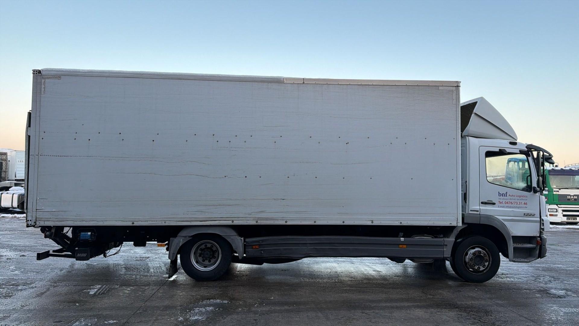 Mercedes-Benz Atego 1222