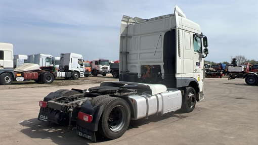 DAF--XF 460