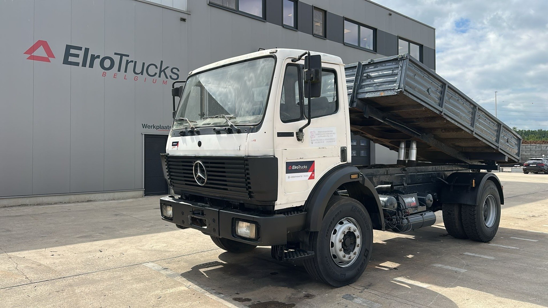 Mercedes-Benz--SK 1722
