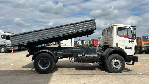 Mercedes-Benz--SK 1722