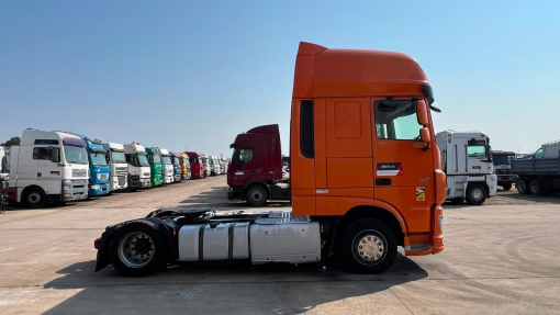 DAF--XF 460