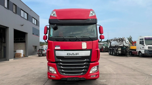 DAF--XF 460