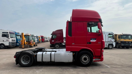DAF--XF 460