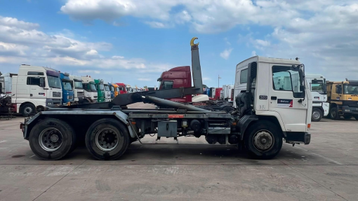Volvo--FL 10 - 320