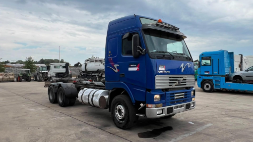 Volvo--FH 12 - 460