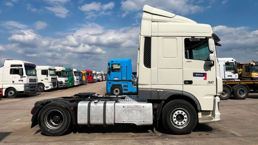 DAF--XF 460