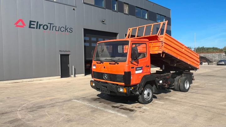 Mercedes-Benz--814