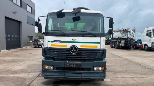 Mercedes-Benz--Atego 2533