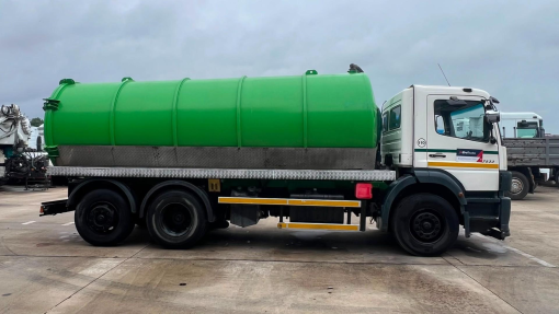 Mercedes-Benz--Atego 2533