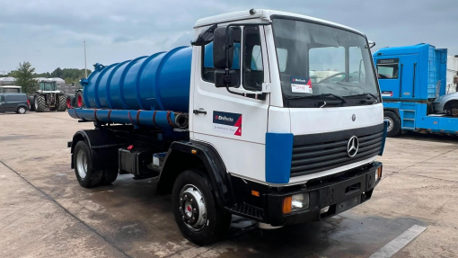 Mercedes-Benz--SK 1117