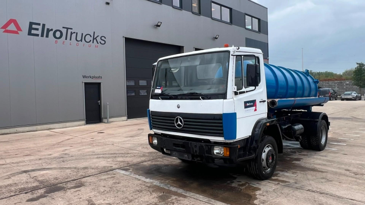 Mercedes-Benz--SK 1117