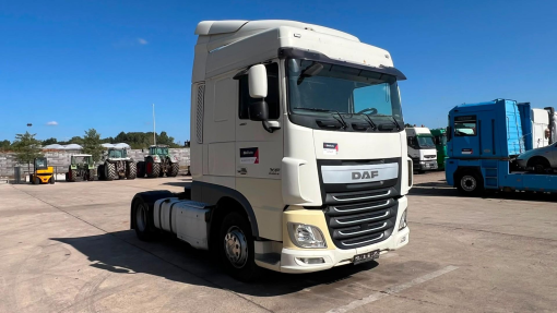DAF--XF 460
